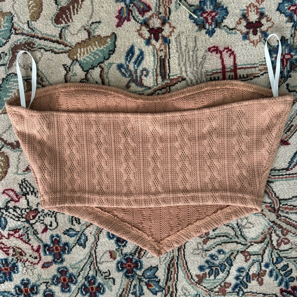 Strapless crop top
